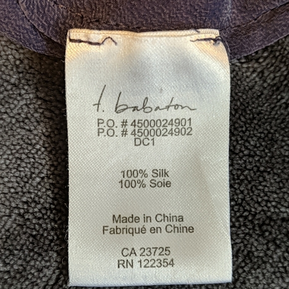 🥝2 for $10 Periwinkle v-neck silk tank - Picture 7 of 7